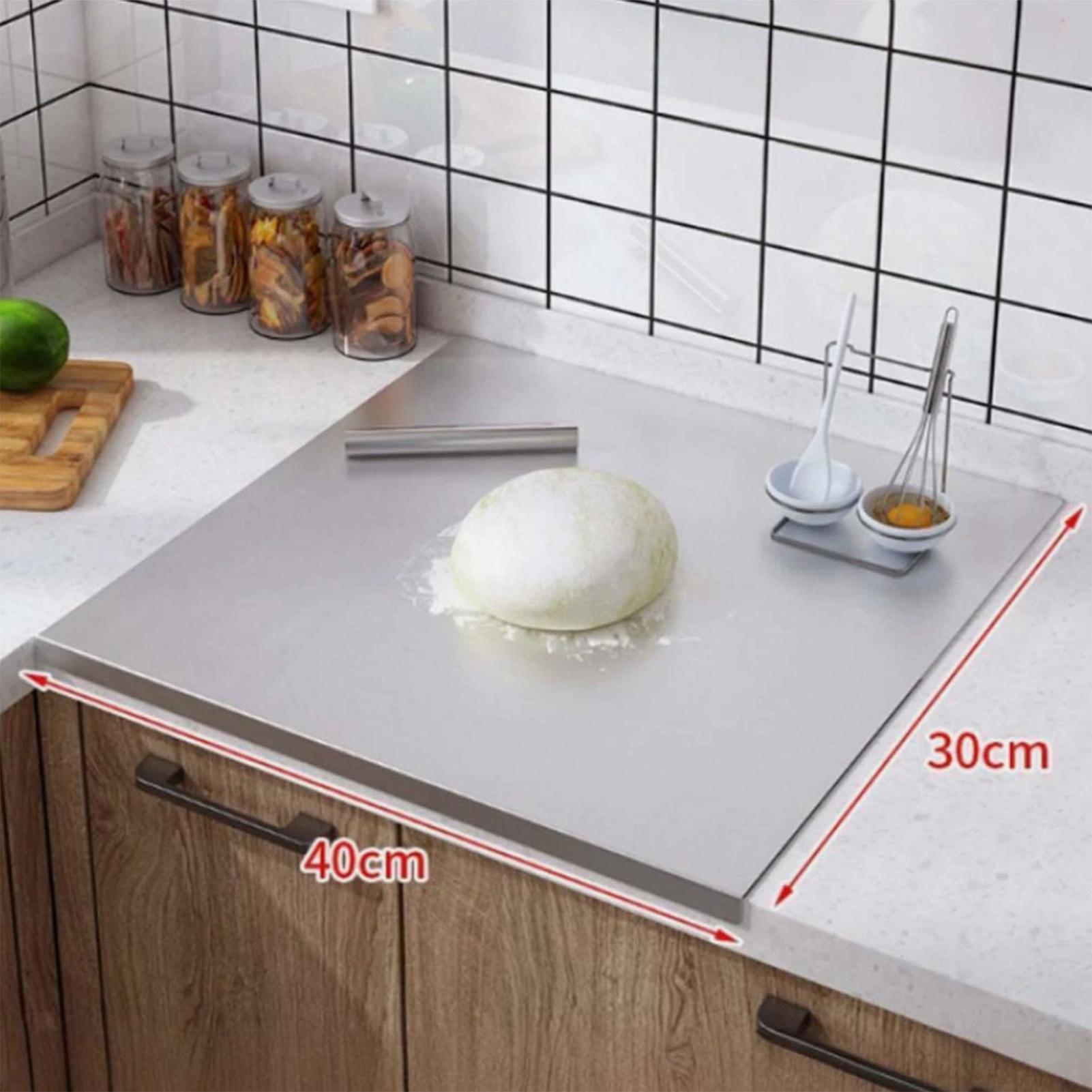 Kitchen Tools In Baking - لوح تقطيع من الفولاذ المقاوم للصدأ