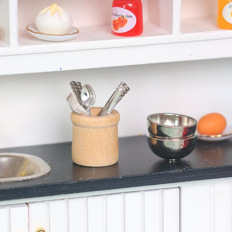 مجموعة أدوات مطبخ مصغرة بمقياس - مراجعة Kitchen Utensils وسعره