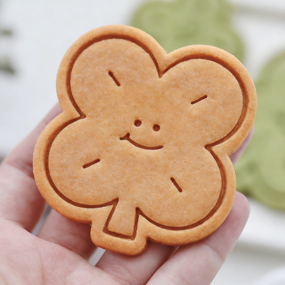 قواطع بسكويت على شكل ورقة البر - مراجعة Kitchen Baking Cookies وسعره