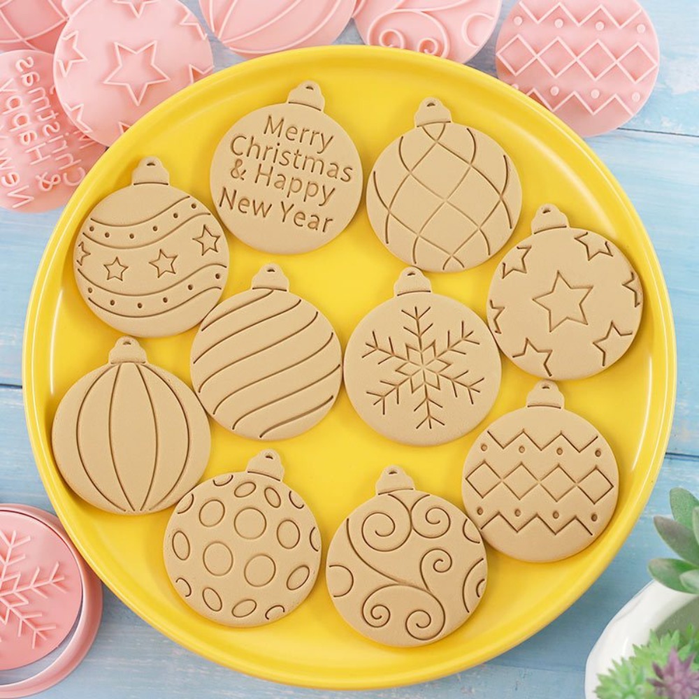 مجموعة قواطع بسكويت لزينة عيد  - مراجعة Kitchen Baking Cookies وسعره