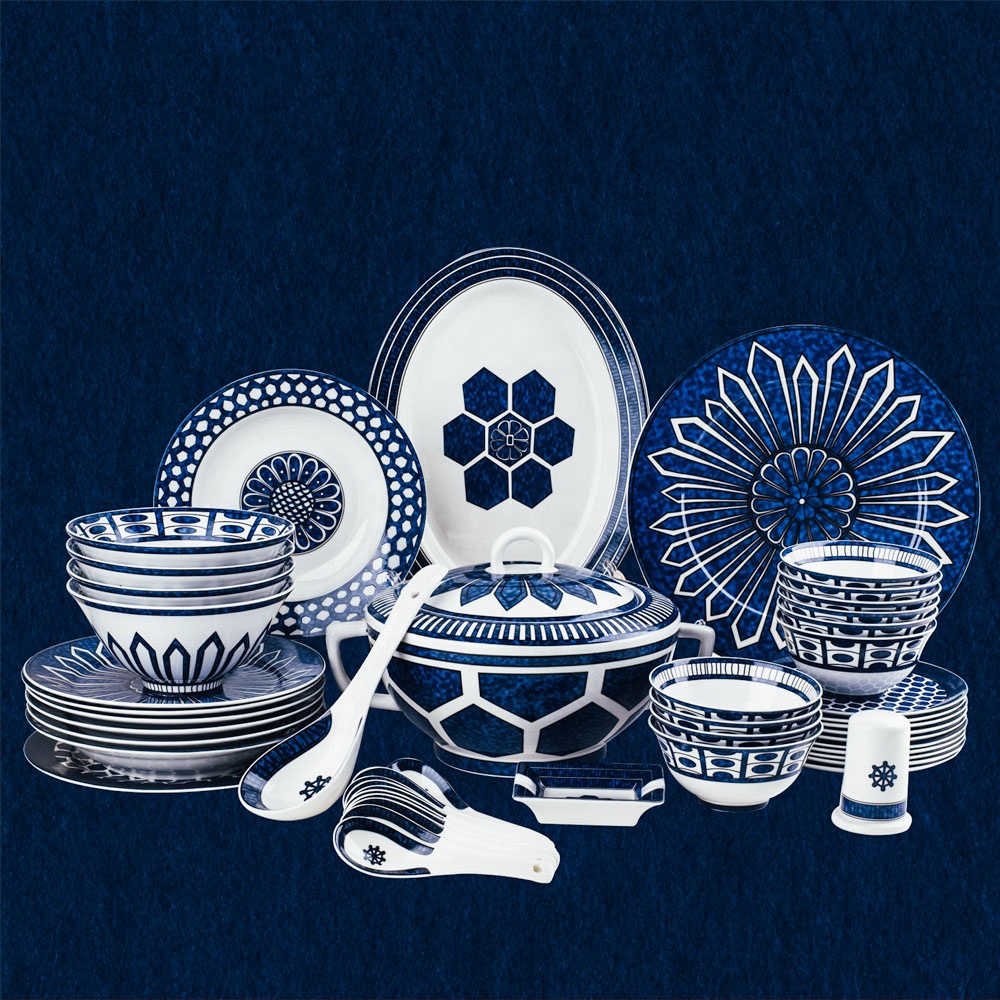 طقم أدوات مائدة من 58 قطعة، أد - مراجعة Kitchen Utensils وسعره